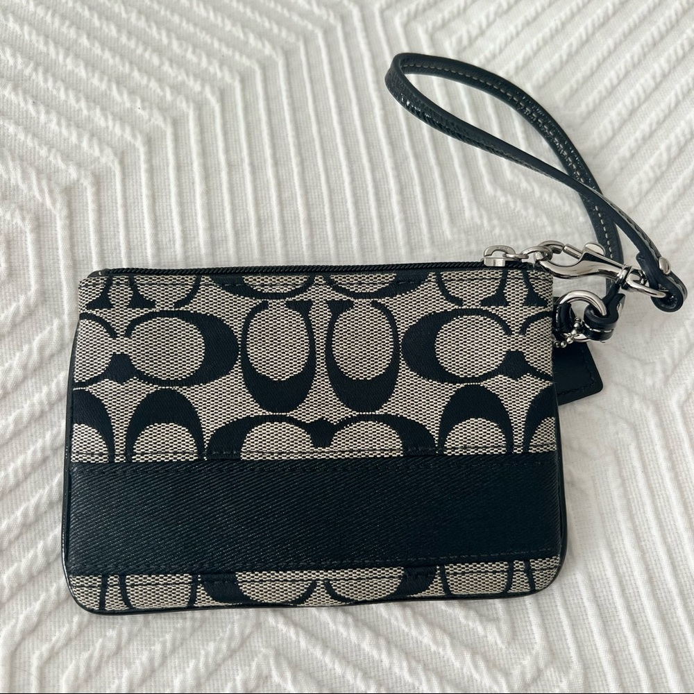 Signature Canvas Coach Wristlet - Gray/Black